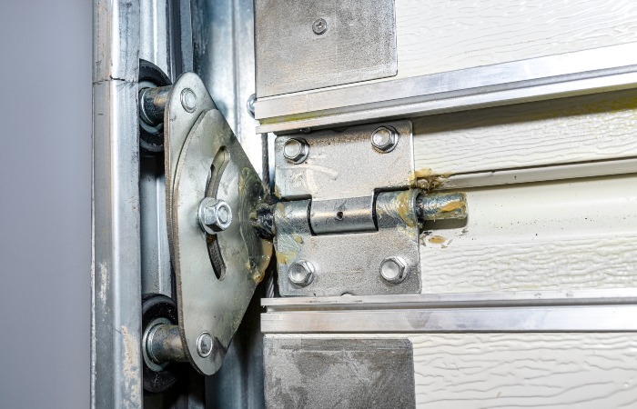 Garage Door Hinge Installation in San Jose, CA